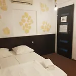 Mpoint Nocleg ze śniadaniem 3*
