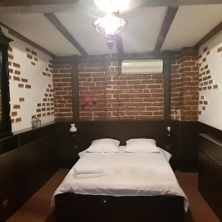 Mpoint Nocleg ze śniadaniem 3*