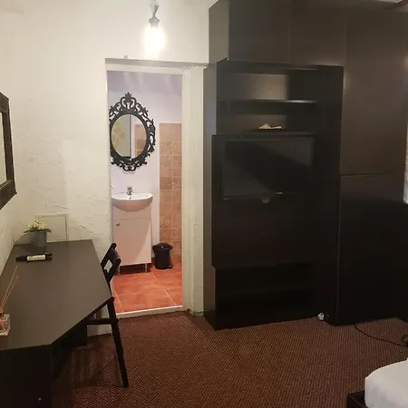 Bed & Breakfast Mpoint