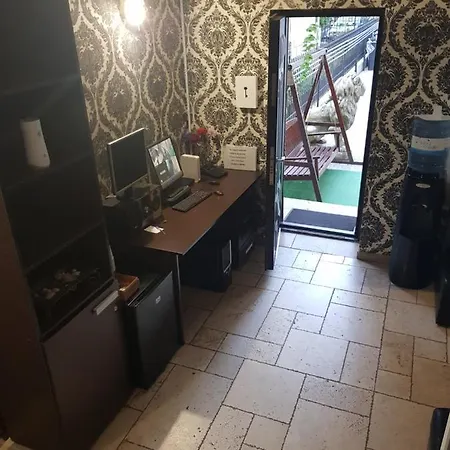 Mpoint Bed & Breakfast 4*