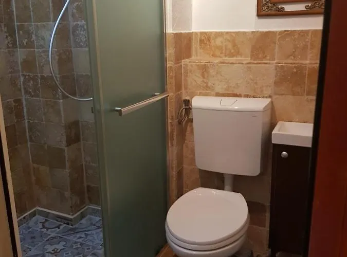 Mpoint לינה וארוחת בוקר